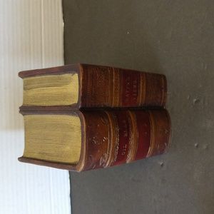 VGUC. Vintage accent bookshelf decor bookend.